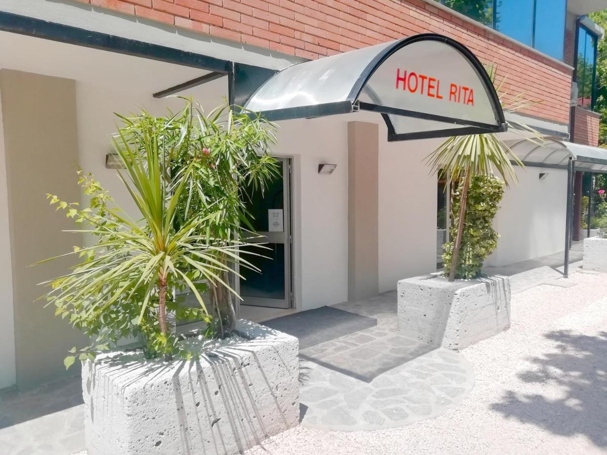 Hotel Rita تّشيرفييا المظهر الخارجي الصورة