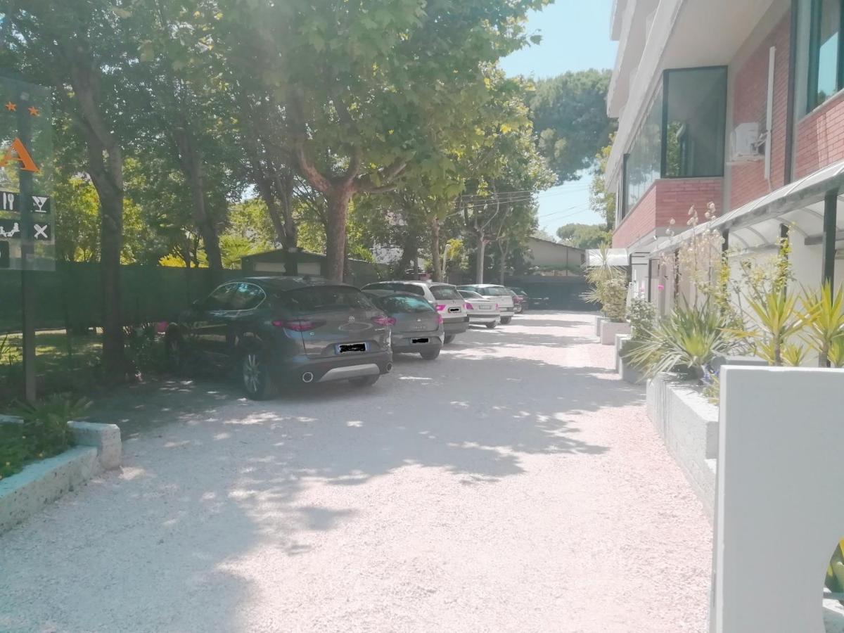 Hotel Rita تّشيرفييا المظهر الخارجي الصورة