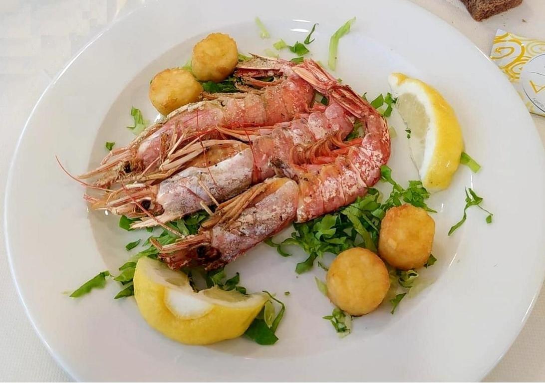 Hotel Rita تّشيرفييا المظهر الخارجي الصورة
