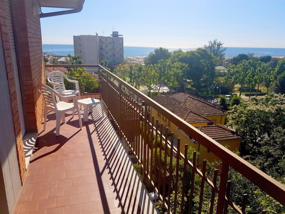 Hotel Rita تّشيرفييا المظهر الخارجي الصورة