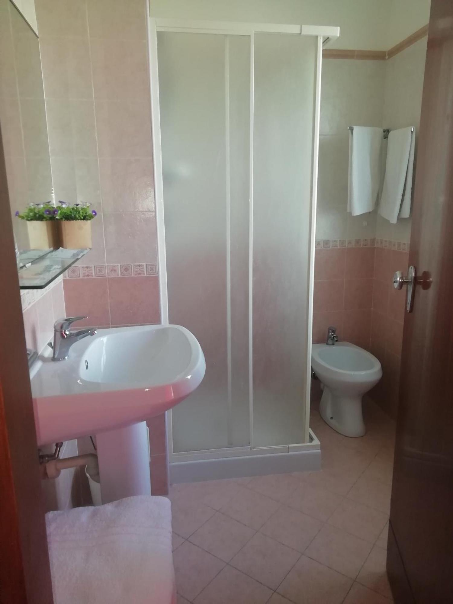 Hotel Rita تّشيرفييا المظهر الخارجي الصورة