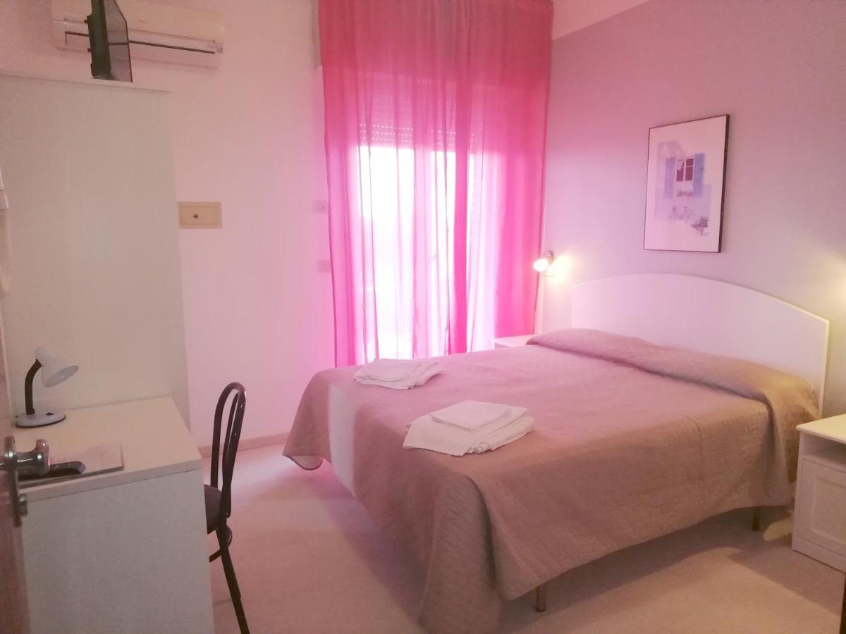 Hotel Rita تّشيرفييا المظهر الخارجي الصورة