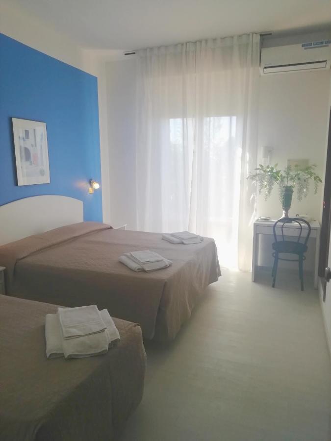 Hotel Rita تّشيرفييا المظهر الخارجي الصورة